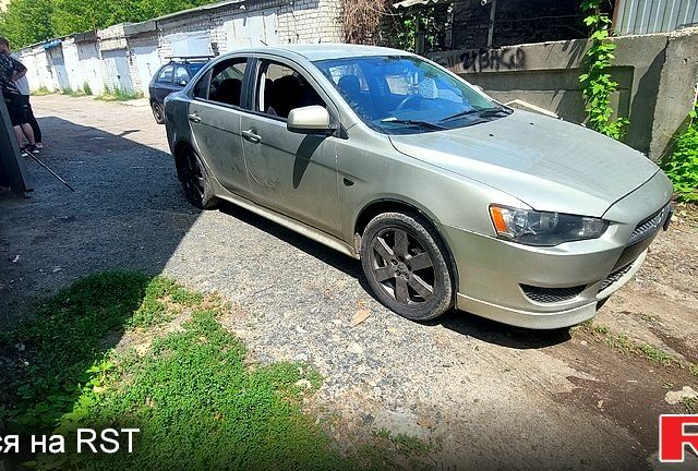 Міцубісі Lancer, об'ємом двигуна 1.5 л та пробігом 260 тис. км за 5500 $, фото 1 на Automoto.ua
