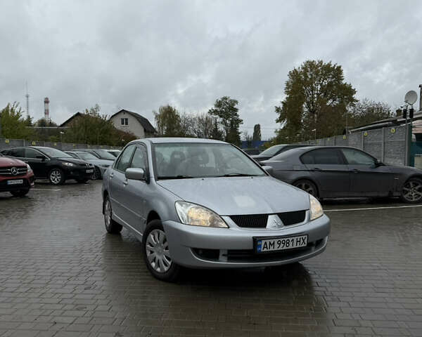 Міцубісі Lancer 2006 у Житомирі на Automoto.ua Сірий Міцубісі Lancer, об'ємом двигуна 1.58 л та пробігом 195 тис. км за 4999 $, фото 1 на Automoto.ua