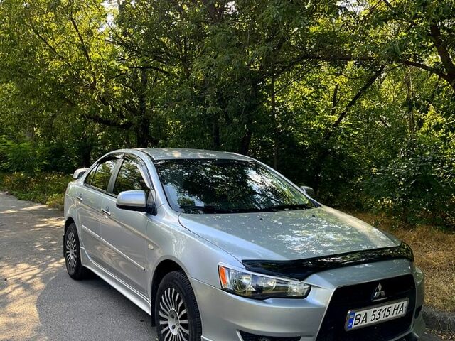 Сірий Міцубісі Lancer, об'ємом двигуна 2 л та пробігом 175 тис. км за 7200 $, фото 1 на Automoto.ua