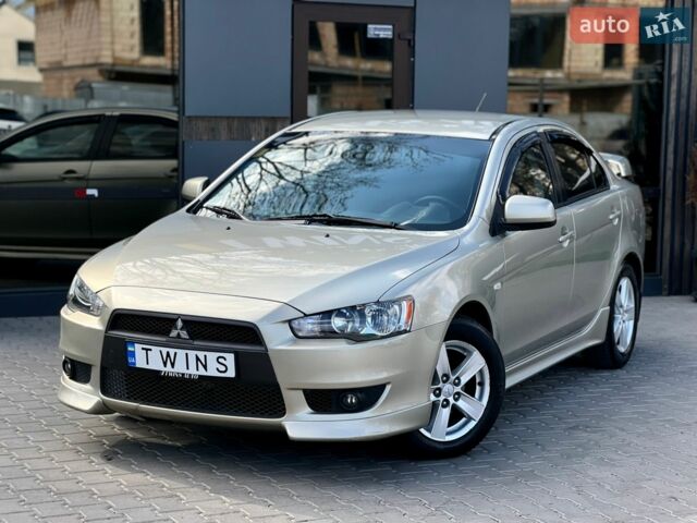 Сірий Міцубісі Lancer, об'ємом двигуна 2 л та пробігом 120 тис. км за 7700 $, фото 1 на Automoto.ua