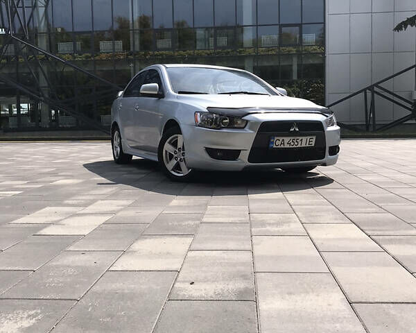 Сірий Міцубісі Lancer, об'ємом двигуна 2 л та пробігом 240 тис. км за 6200 $, фото 1 на Automoto.ua