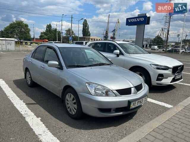 Серый Мицубиси Лансер, объемом двигателя 0 л и пробегом 175 тыс. км за 5500 $, фото 1 на Automoto.ua