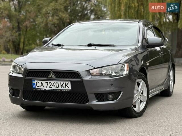 Мицубиси Лансер 2008 в Днепре (Днепропетровске) на Automoto.ua Серый Мицубиси Лансер, объемом двигателя 2 л и пробегом 152 тыс. км за 7999 $, фото 1 на Automoto.ua