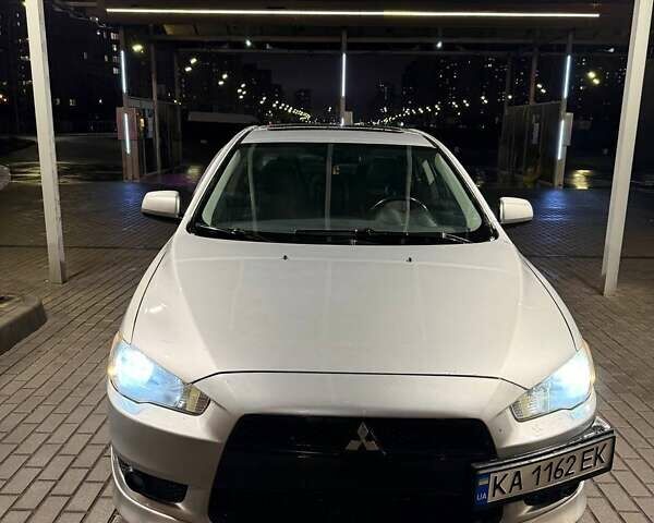 Серый Мицубиси Лансер, объемом двигателя 1.5 л и пробегом 306 тыс. км за 5750 $, фото 1 на Automoto.ua