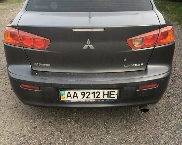 Сірий Міцубісі Lancer, об'ємом двигуна 1.5 л та пробігом 300 тис. км за 5100 $, фото 1 на Automoto.ua