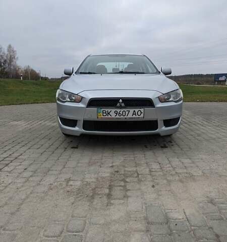 Серый Мицубиси Лансер, объемом двигателя 1.5 л и пробегом 147 тыс. км за 6700 $, фото 1 на Automoto.ua