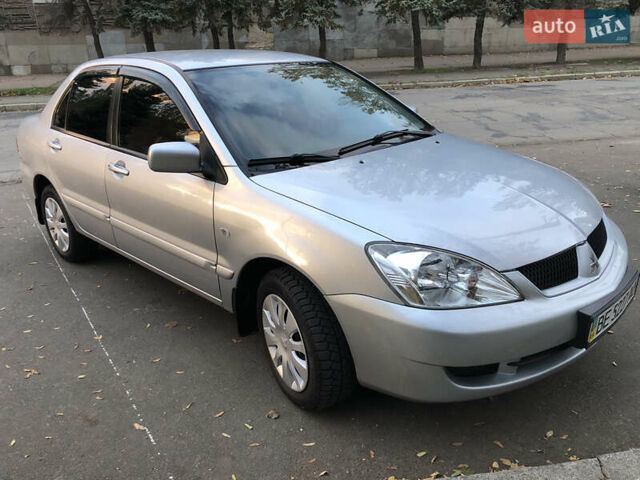 Мицубиси Лансер 2008 в Николаеве на Automoto.ua Серый Мицубиси Лансер, объемом двигателя 1.58 л и пробегом 132 тыс. км за 5900 $, фото 1 на Automoto.ua