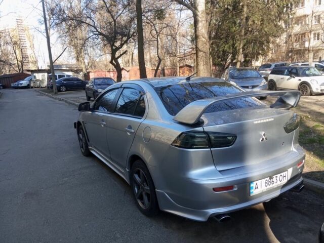 Сірий Міцубісі Lancer, об'ємом двигуна 2 л та пробігом 230 тис. км за 5300 $, фото 1 на Automoto.ua