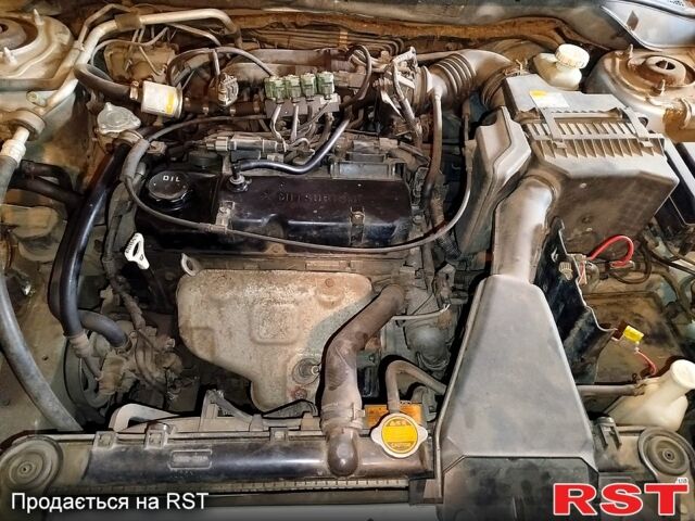 Сірий Міцубісі Lancer, об'ємом двигуна 1.6 л та пробігом 250 тис. км за 3500 $, фото 1 на Automoto.ua