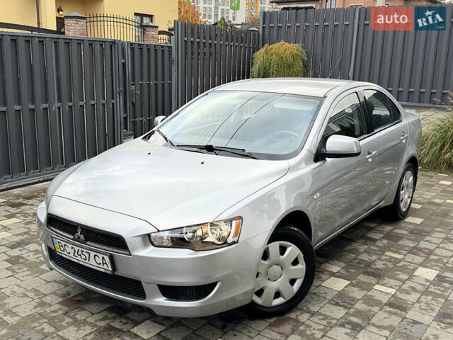 Міцубісі Lancer 2009 у Львові на Automoto.ua Сірий Міцубісі Lancer, об'ємом двигуна 1.5 л та пробігом 174 тис. км за 5990 $, фото 1 на Automoto.ua