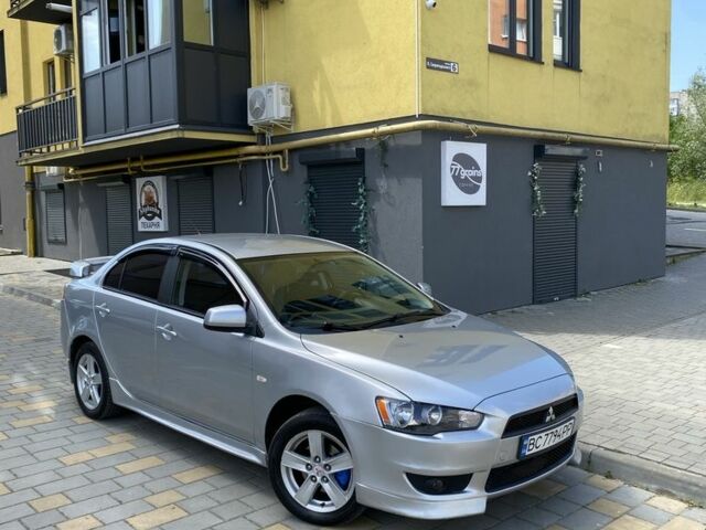 Сірий Міцубісі Lancer, об'ємом двигуна 1.5 л та пробігом 290 тис. км за 5300 $, фото 1 на Automoto.ua