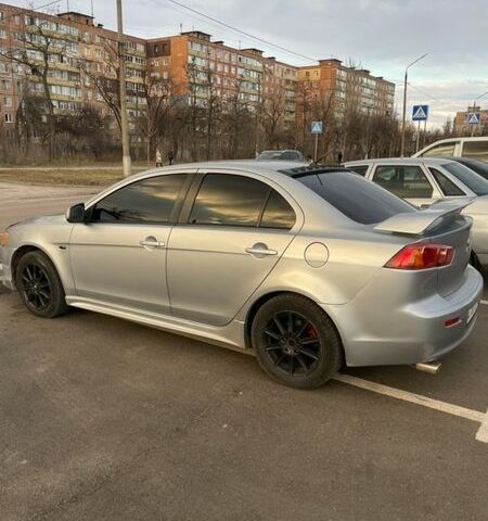 Серый Мицубиси Лансер, объемом двигателя 2 л и пробегом 289 тыс. км за 6500 $, фото 1 на Automoto.ua