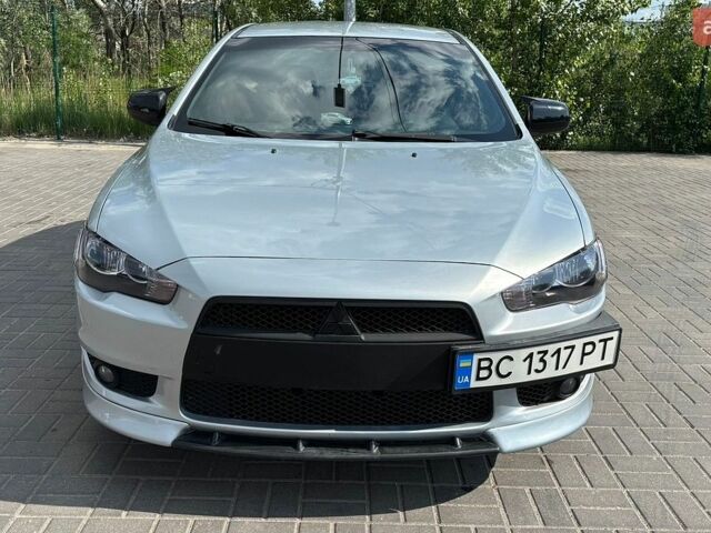 Сірий Міцубісі Lancer, об'ємом двигуна 2 л та пробігом 213 тис. км за 6800 $, фото 1 на Automoto.ua
