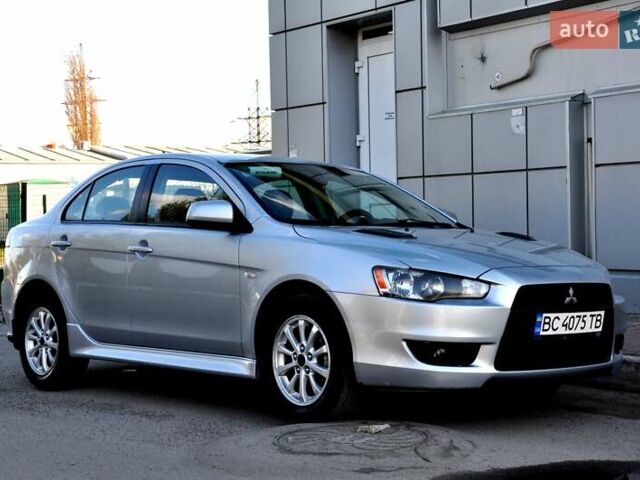 Сірий Міцубісі Lancer, об'ємом двигуна 2 л та пробігом 223 тис. км за 6900 $, фото 1 на Automoto.ua