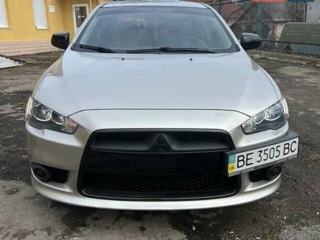 Сірий Міцубісі Lancer, об'ємом двигуна 1.59 л та пробігом 270 тис. км за 5500 $, фото 1 на Automoto.ua