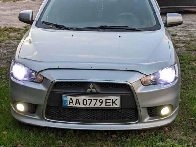 Сірий Міцубісі Lancer, об'ємом двигуна 1.6 л та пробігом 160 тис. км за 9700 $, фото 1 на Automoto.ua