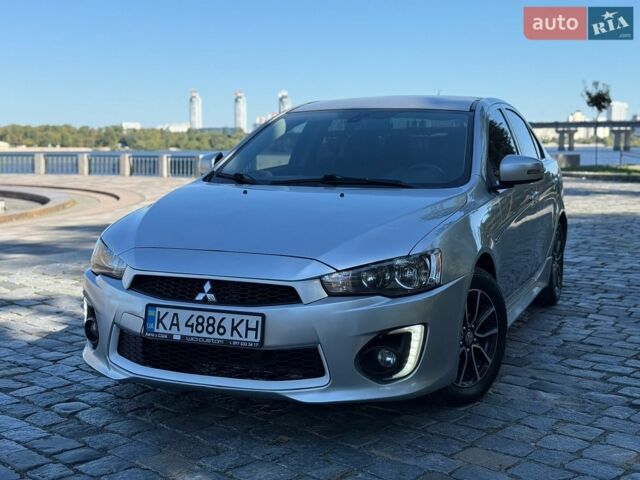 Сірий Міцубісі Lancer, об'ємом двигуна 2.4 л та пробігом 240 тис. км за 8300 $, фото 1 на Automoto.ua