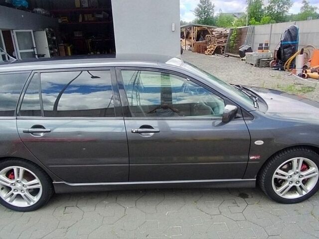 Сірий Міцубісі Lancer, об'ємом двигуна 2 л та пробігом 200 тис. км за 2600 $, фото 1 на Automoto.ua