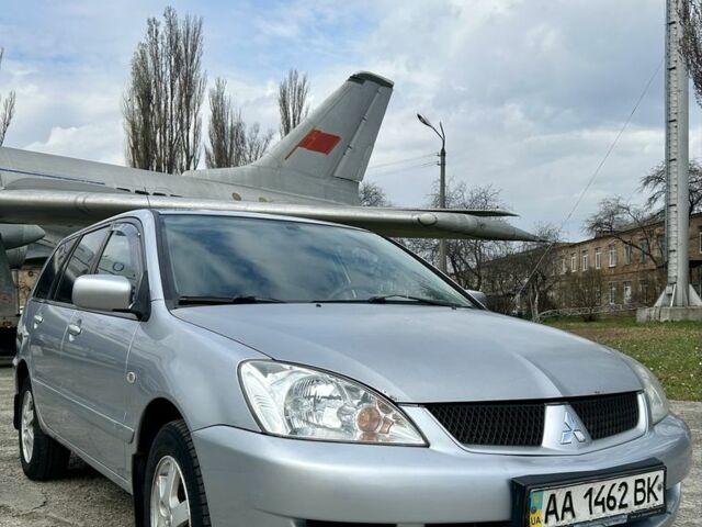 Сірий Міцубісі Lancer, об'ємом двигуна 1.6 л та пробігом 350 тис. км за 3400 $, фото 1 на Automoto.ua