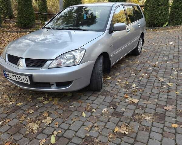 Мицубиси Лансер 2008 в Трускавце на Automoto.ua Серый Мицубиси Лансер, объемом двигателя 1.58 л и пробегом 250 тыс. км за 3200 $, фото 1 на Automoto.ua