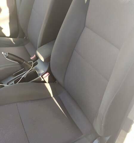 Сірий Міцубісі Lancer, об'ємом двигуна 1.6 л та пробігом 200 тис. км за 4700 $, фото 1 на Automoto.ua