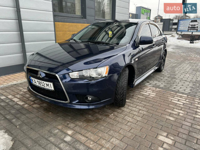 Синий Мицубиси Лансер, объемом двигателя 1.8 л и пробегом 209 тыс. км за 10200 $, фото 1 на Automoto.ua