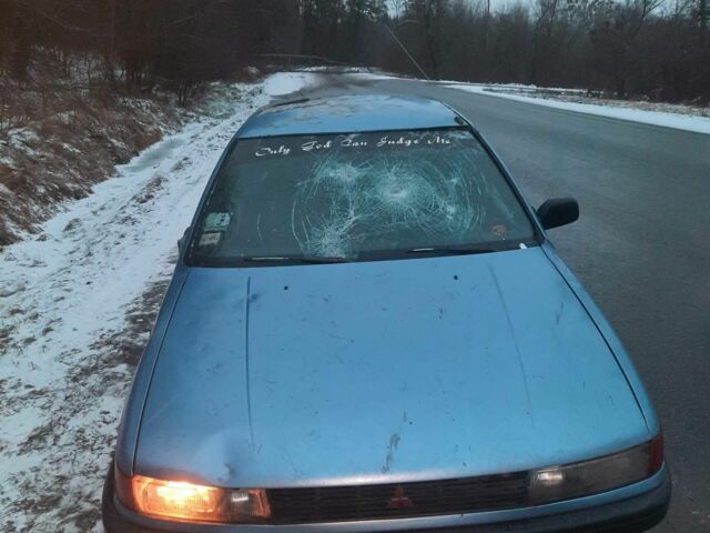 Синій Міцубісі Lancer, об'ємом двигуна 1.5 л та пробігом 50 тис. км за 800 $, фото 1 на Automoto.ua