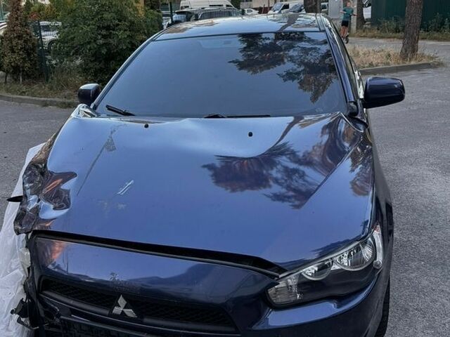 Синій Міцубісі Lancer, об'ємом двигуна 1.5 л та пробігом 240 тис. км за 3492 $, фото 1 на Automoto.ua
