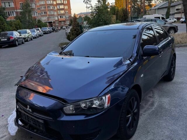 Синий Мицубиси Лансер, объемом двигателя 1.5 л и пробегом 240 тыс. км за 3479 $, фото 1 на Automoto.ua