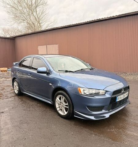 Синий Мицубиси Лансер, объемом двигателя 1.5 л и пробегом 190 тыс. км за 6800 $, фото 1 на Automoto.ua