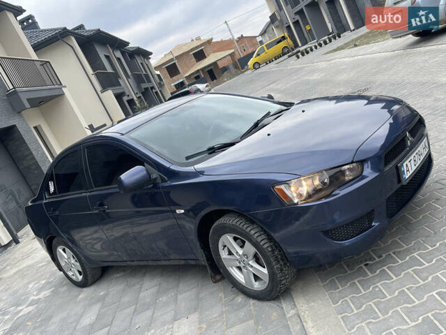 Синий Мицубиси Лансер, объемом двигателя 1.5 л и пробегом 159 тыс. км за 5500 $, фото 1 на Automoto.ua