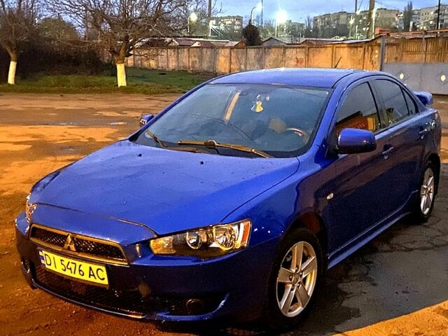Синий Мицубиси Лансер, объемом двигателя 2 л и пробегом 0 тыс. км за 5300 $, фото 1 на Automoto.ua