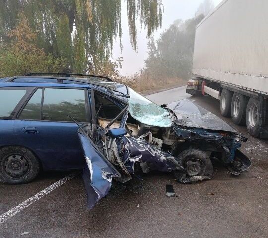 Синий Мицубиси Лансер, объемом двигателя 1.6 л и пробегом 111 тыс. км за 1000 $, фото 1 на Automoto.ua