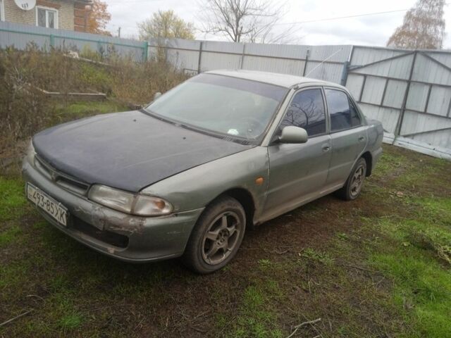 Зеленый Мицубиси Лансер, объемом двигателя 0 л и пробегом 111 тыс. км за 700 $, фото 1 на Automoto.ua