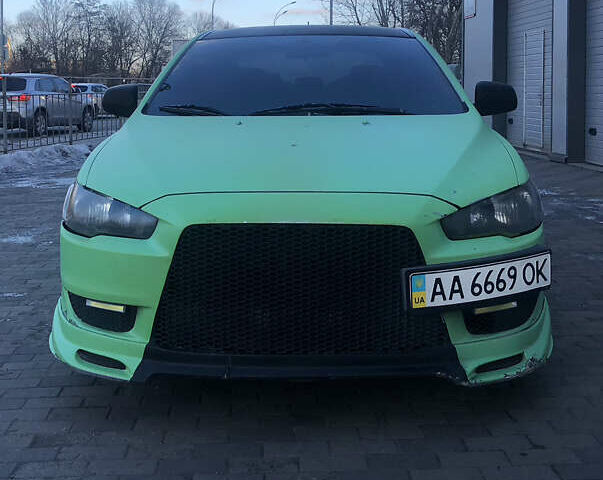 Зелений Міцубісі Lancer, об'ємом двигуна 1.5 л та пробігом 205 тис. км за 5200 $, фото 1 на Automoto.ua