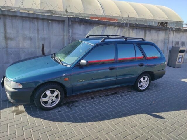 Зеленый Мицубиси Лансер, объемом двигателя 0 л и пробегом 284 тыс. км за 2300 $, фото 1 на Automoto.ua