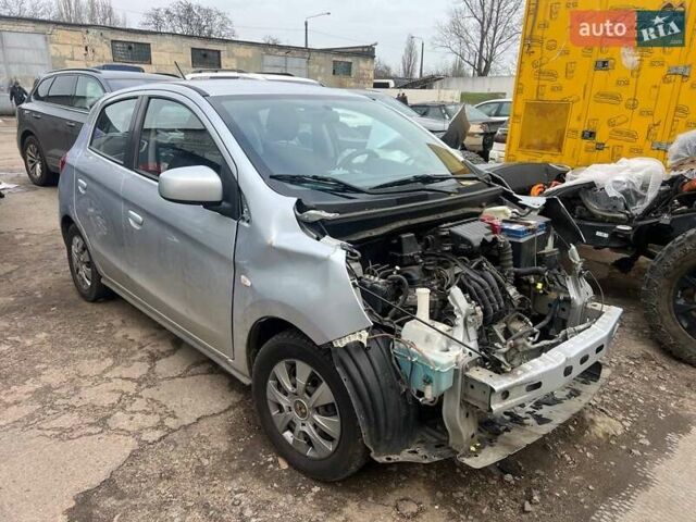 Сірий Міцубісі Міраж, об'ємом двигуна 1.2 л та пробігом 70 тис. км за 3500 $, фото 1 на Automoto.ua