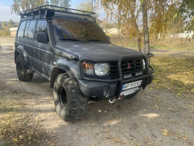 Мицубиси Монтеро 1992 в Изюме на Automoto.ua Серый Мицубиси Монтеро, объемом двигателя 2.5 л и пробегом 438 тыс. км за 4800 $, фото 1 на Automoto.ua