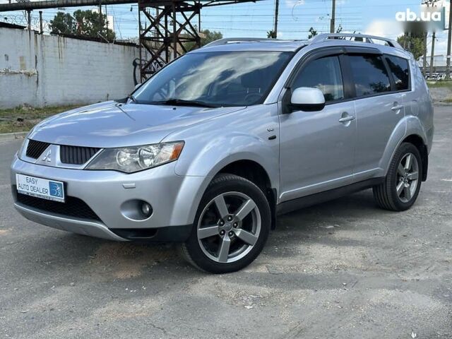 Міцубісі Аутлендер ХЛ, об'ємом двигуна 0 л та пробігом 249 тис. км за 8490 $, фото 1 на Automoto.ua