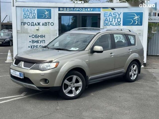 Мицубиси Аутлендер ХЛ, объемом двигателя 0 л и пробегом 241 тыс. км за 8490 $, фото 1 на Automoto.ua