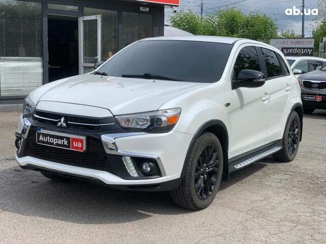 Білий Міцубісі Аутлендер, об'ємом двигуна 2.4 л та пробігом 101 тис. км за 14990 $, фото 1 на Automoto.ua