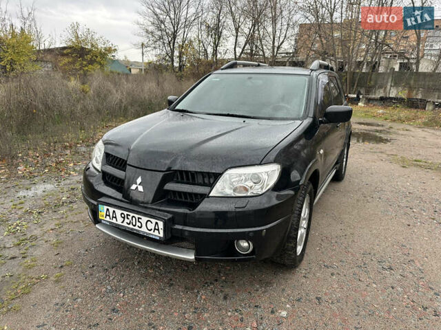 Міцубісі Аутлендер 2006 у Василькове на Automoto.ua Чорний Міцубісі Аутлендер, об'ємом двигуна 2.38 л та пробігом 220 тис. км за 4300 $, фото 1 на Automoto.ua