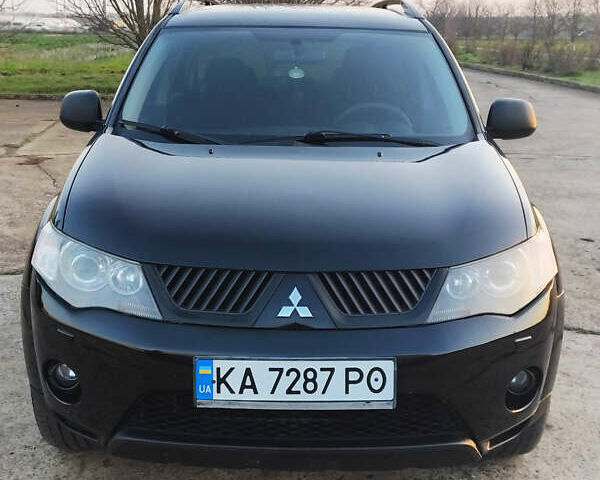 Чорний Міцубісі Аутлендер, об'ємом двигуна 3 л та пробігом 225 тис. км за 9000 $, фото 1 на Automoto.ua