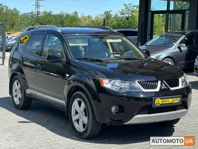 Чорний Міцубісі Аутлендер, об'ємом двигуна 3 л та пробігом 228 тис. км за 10200 $, фото 1 на Automoto.ua