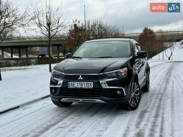 Чорний Міцубісі Аутлендер, об'ємом двигуна 2 л та пробігом 90 тис. км за 12999 $, фото 1 на Automoto.ua