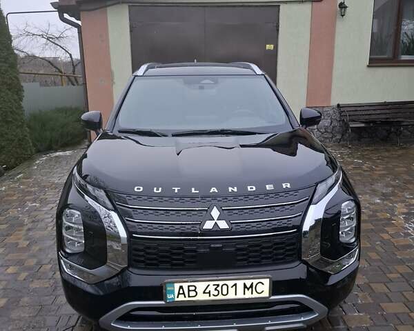 Чорний Міцубісі Аутлендер, об'ємом двигуна 2.49 л та пробігом 50 тис. км за 26999 $, фото 1 на Automoto.ua