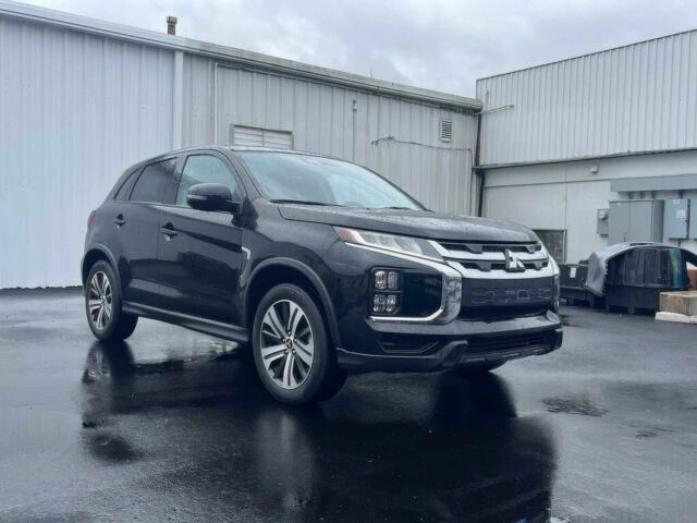 Черный Мицубиси Аутлендер, объемом двигателя 2 л и пробегом 17 тыс. км за 8800 $, фото 1 на Automoto.ua