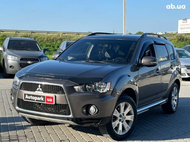 Мицубиси Аутлендер 2010 в Львове на Automoto.ua Коричневый Мицубиси Аутлендер, объемом двигателя 2.4 л и пробегом 303 тыс. км за 8990 $, фото 1 на Automoto.ua
