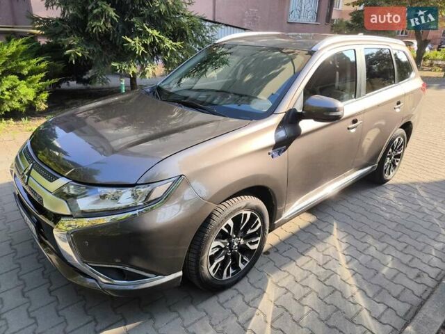 Коричневий Міцубісі Аутлендер, об'ємом двигуна 2 л та пробігом 85 тис. км за 22500 $, фото 1 на Automoto.ua