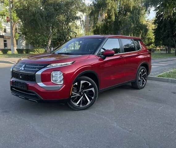 Красный Мицубиси Аутлендер, объемом двигателя 2.5 л и пробегом 44 тыс. км за 22000 $, фото 1 на Automoto.ua